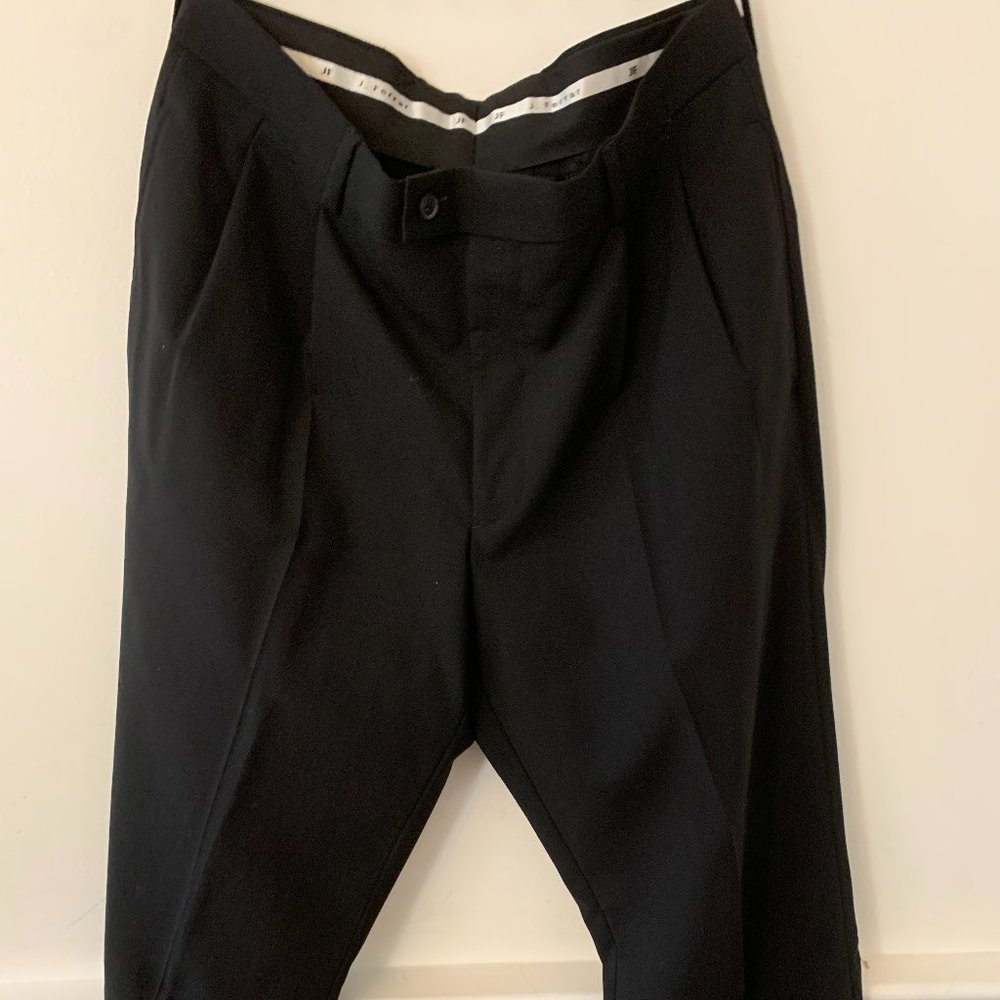 f ferrar suit pants. 100% wool. solid black. 34x30